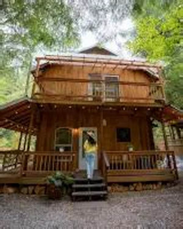 Elite Riverfront Vacation Retreats