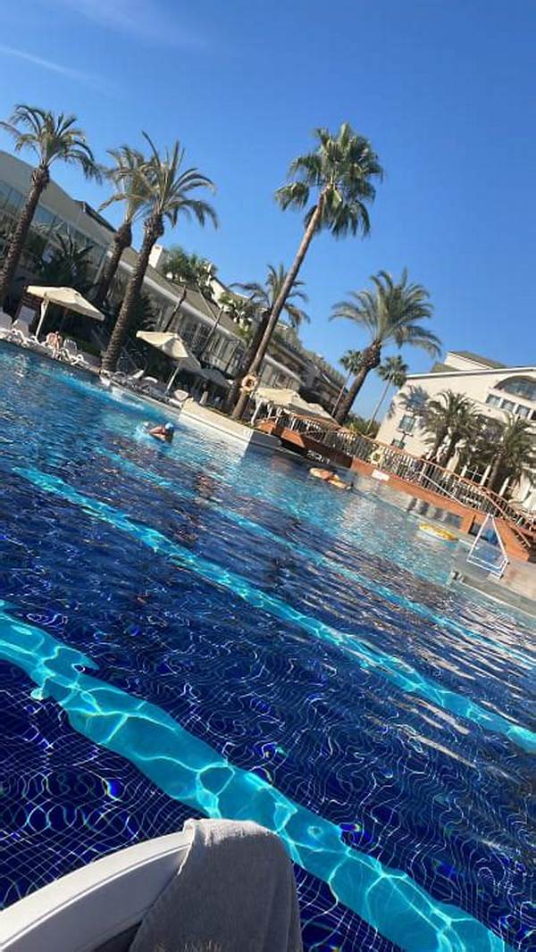 High-end Holiday With Exclusive Pool