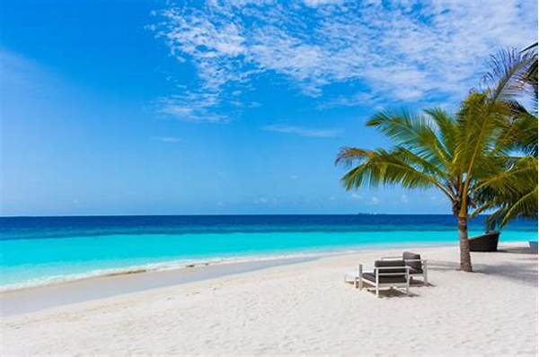 Best Maldives Beaches For Families