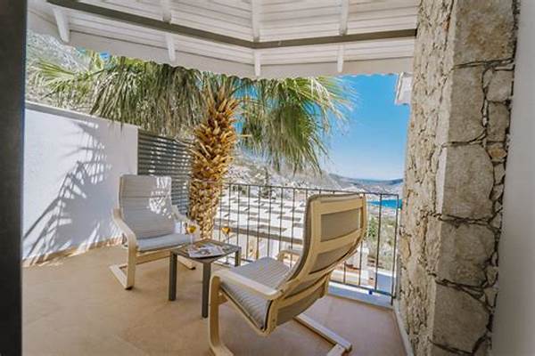 Elegant Lakeside Suite Retreats